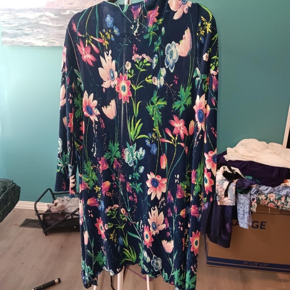 Women Floral Kimono Cardigan - Picture 2 of 2